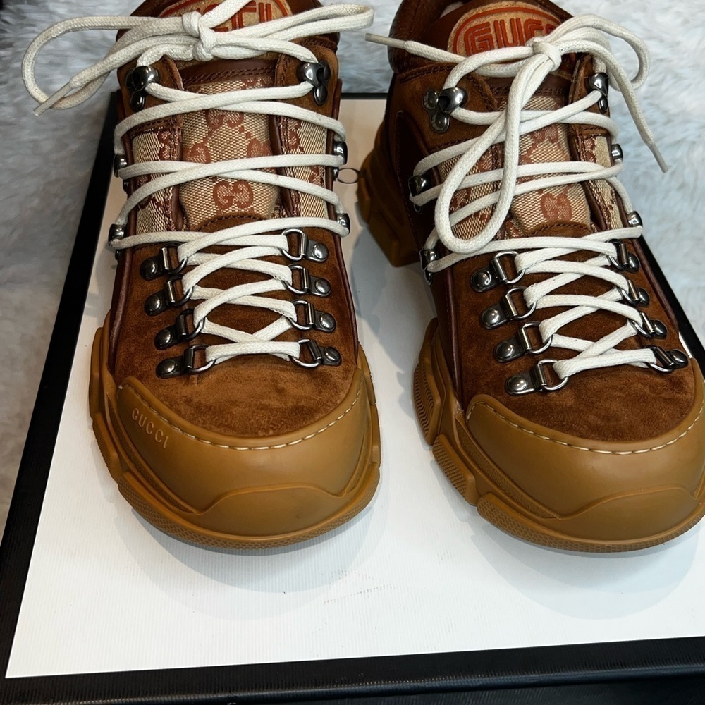 Gucci mens flash track logo suede boots - Picture 7 of 8
